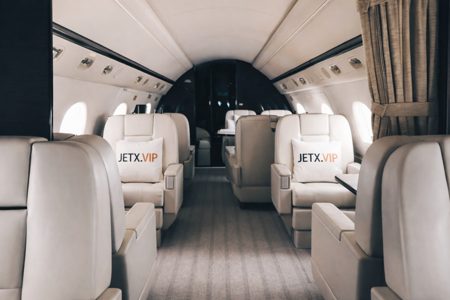 Challenger 604 interior