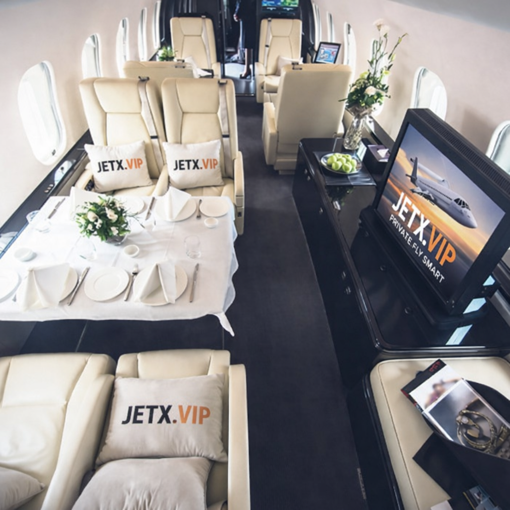 Global 5000 interior